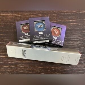 Urban Decay/It Cosmetics bundle new in package